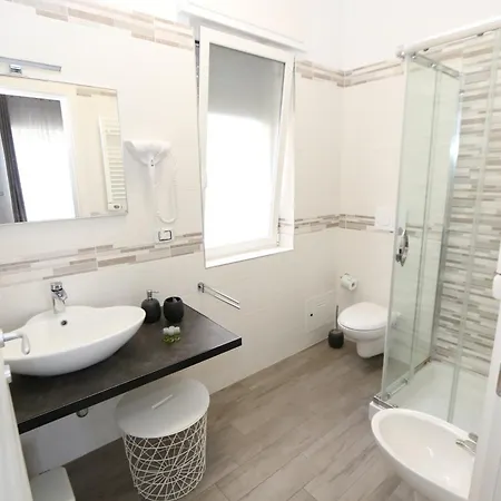 Alojamento de Acomodação e Pequeno-almoço Donna Maria Bari